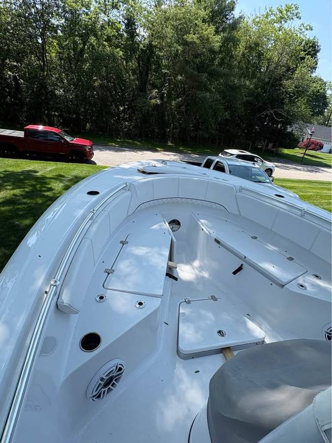 2023 Sportsman 232 Open Ultra Platinum