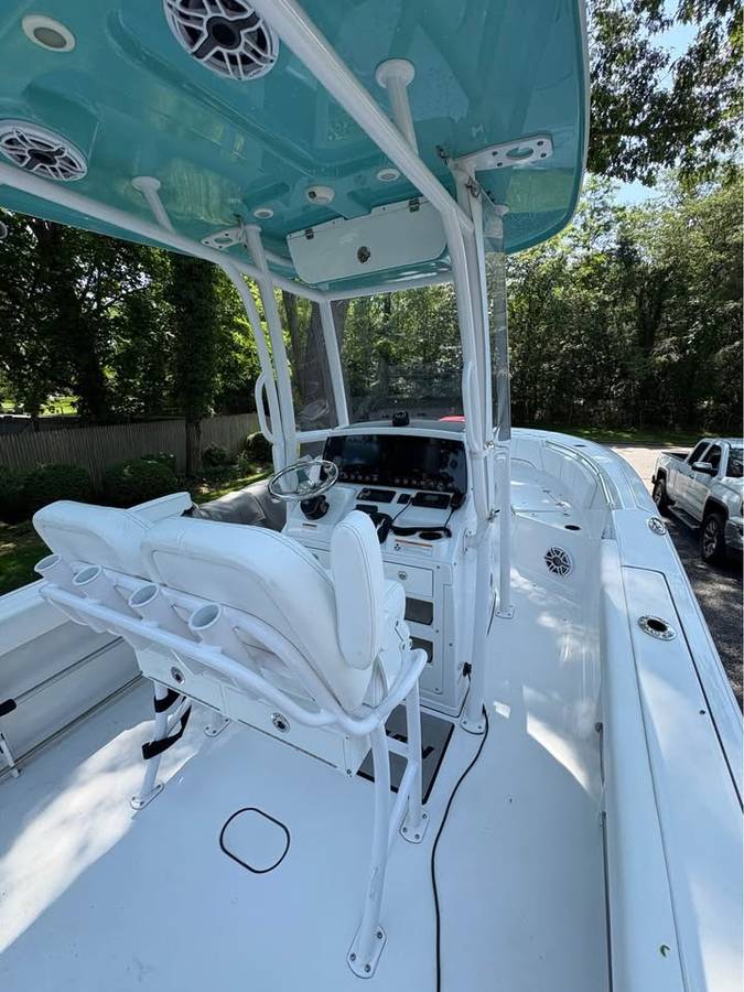 2023 Sportsman 232 Open Ultra Platinum