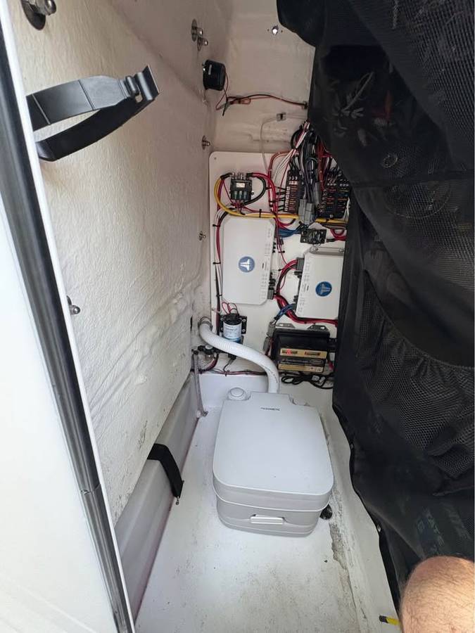 2023 Sportsman 232 Open Ultra Platinum