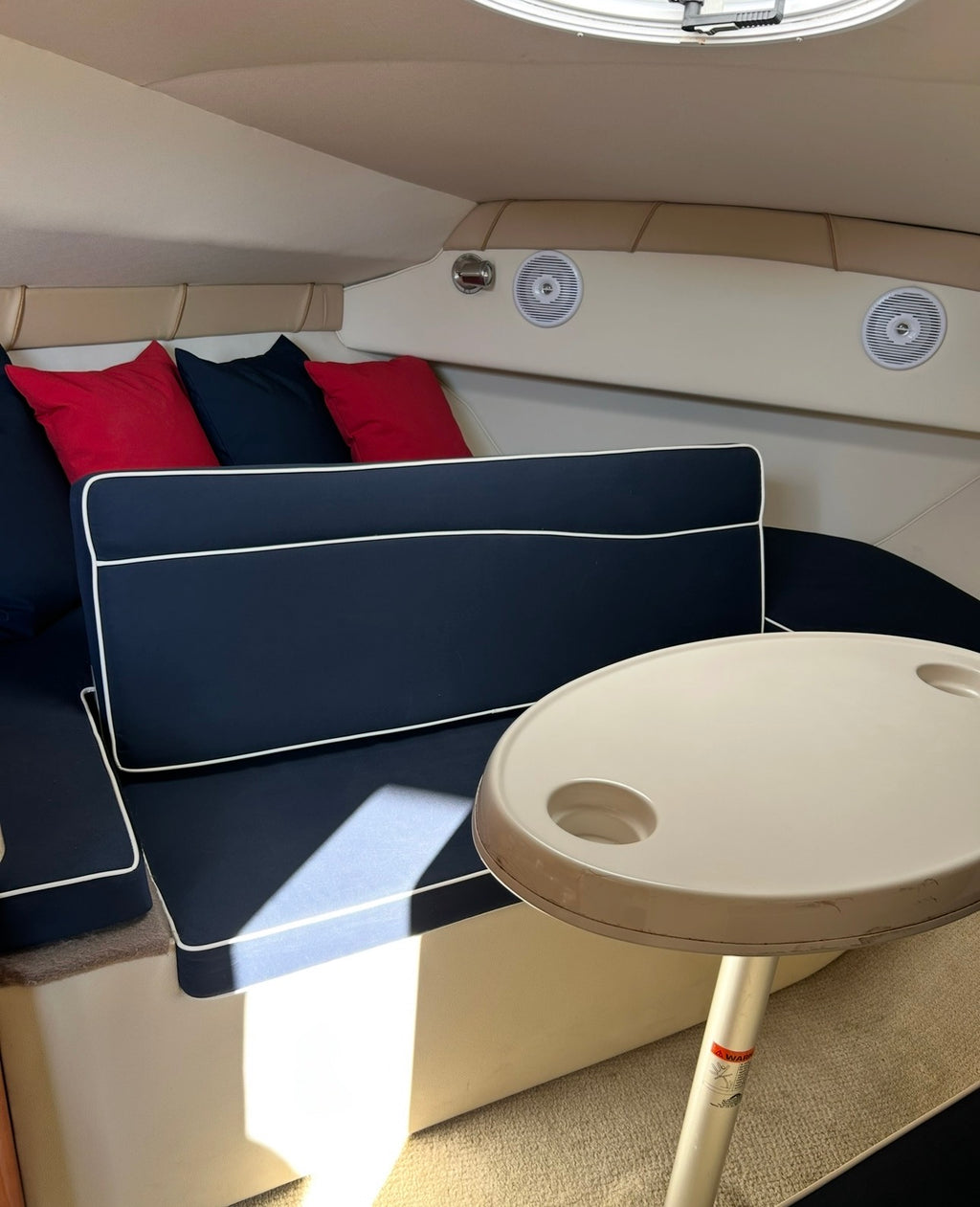 26 Foot Larson 2004 Sun Bridge Cruiser