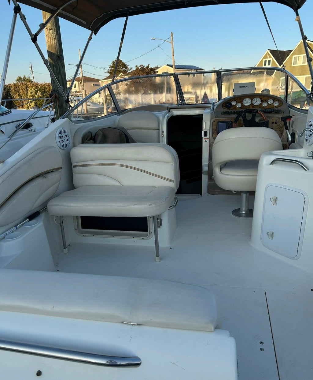 26 Foot Larson 2004 Sun Bridge Cruiser