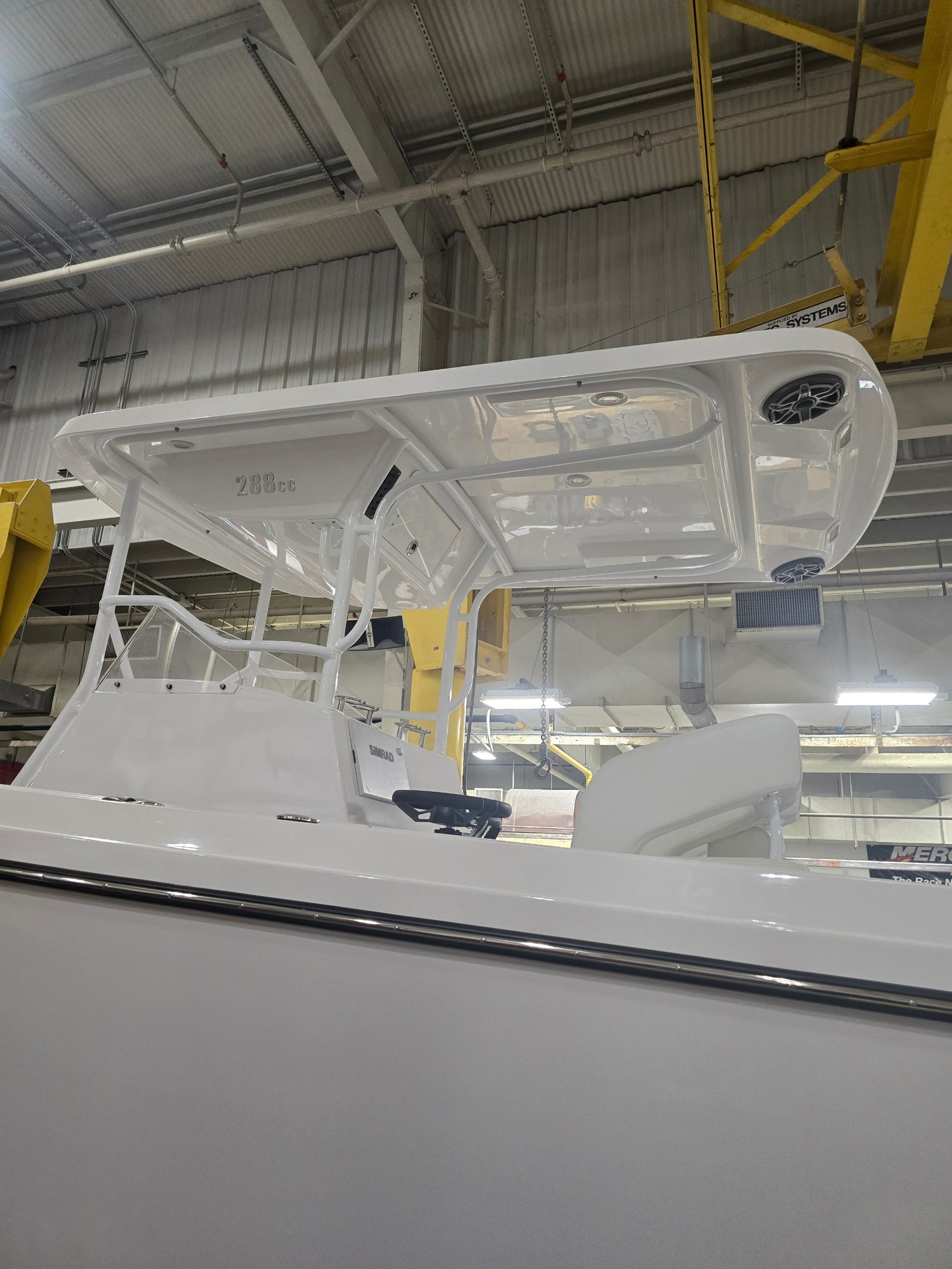 Hustler 288 Center Console Twin 300hp Mercury Outboards 2025